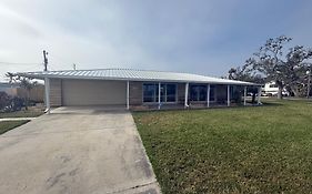 Pool Home On The Bay, Large Private Yard Near Ami